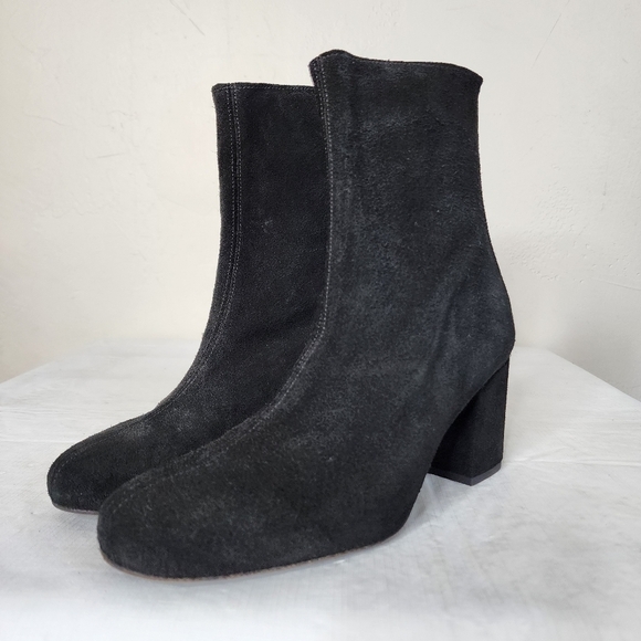Free People Cecile Black Suede Zipper Ankle Boots Size 41 - Picture 1 of 13